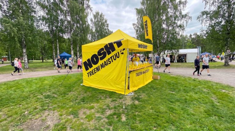 Tässä kolme hyvää syytä, miksi hankkia 3x3m:n Pop Up teltta messuille ja tapahtumiin!